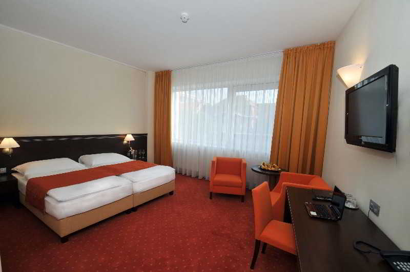 Hotel Tatra Bratislava Bagian luar foto